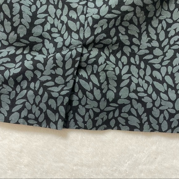 LOFT gray black leaf pattern pencil skirt size 00 petite - Picture 4 of 6